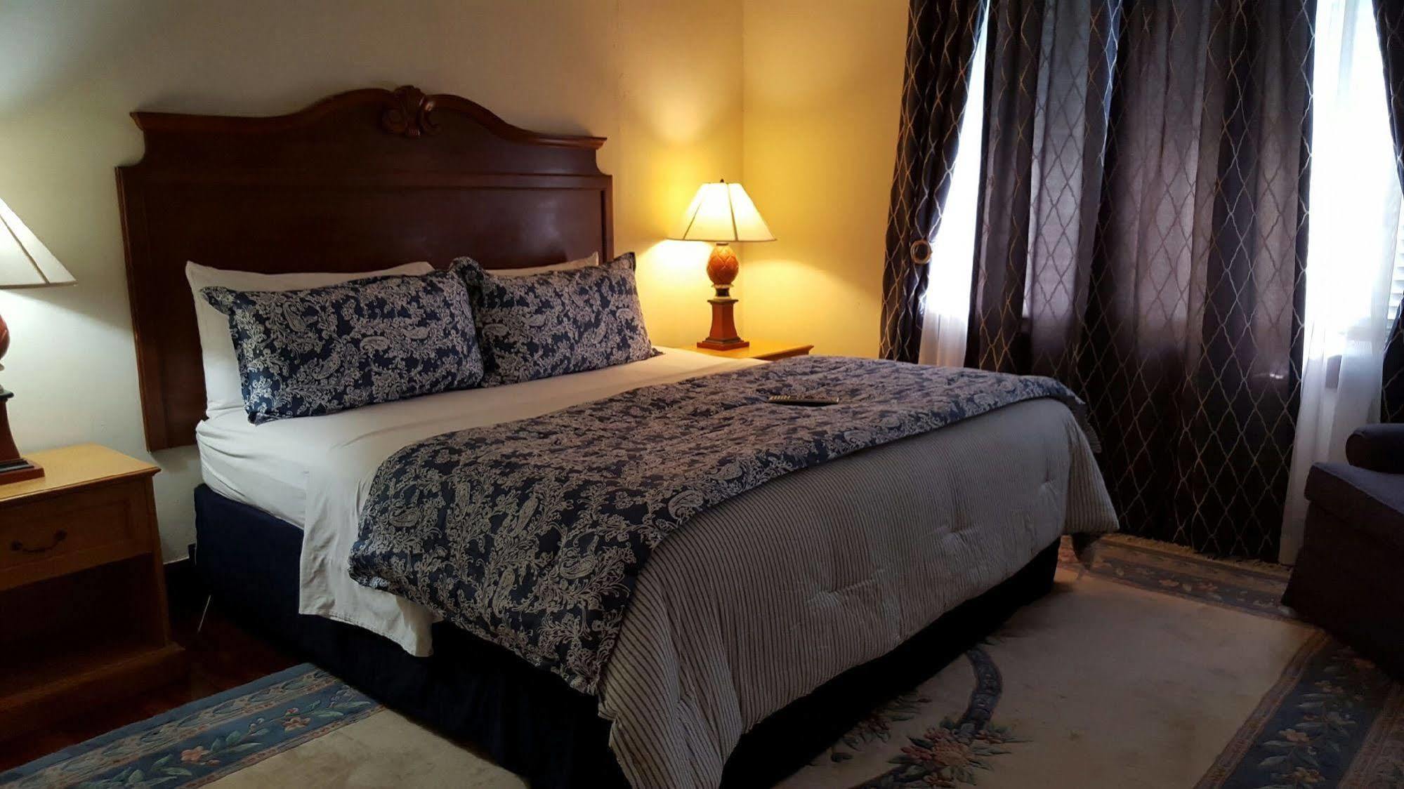 Putnam Lodge Hotel And Spa Cross City Bagian luar foto