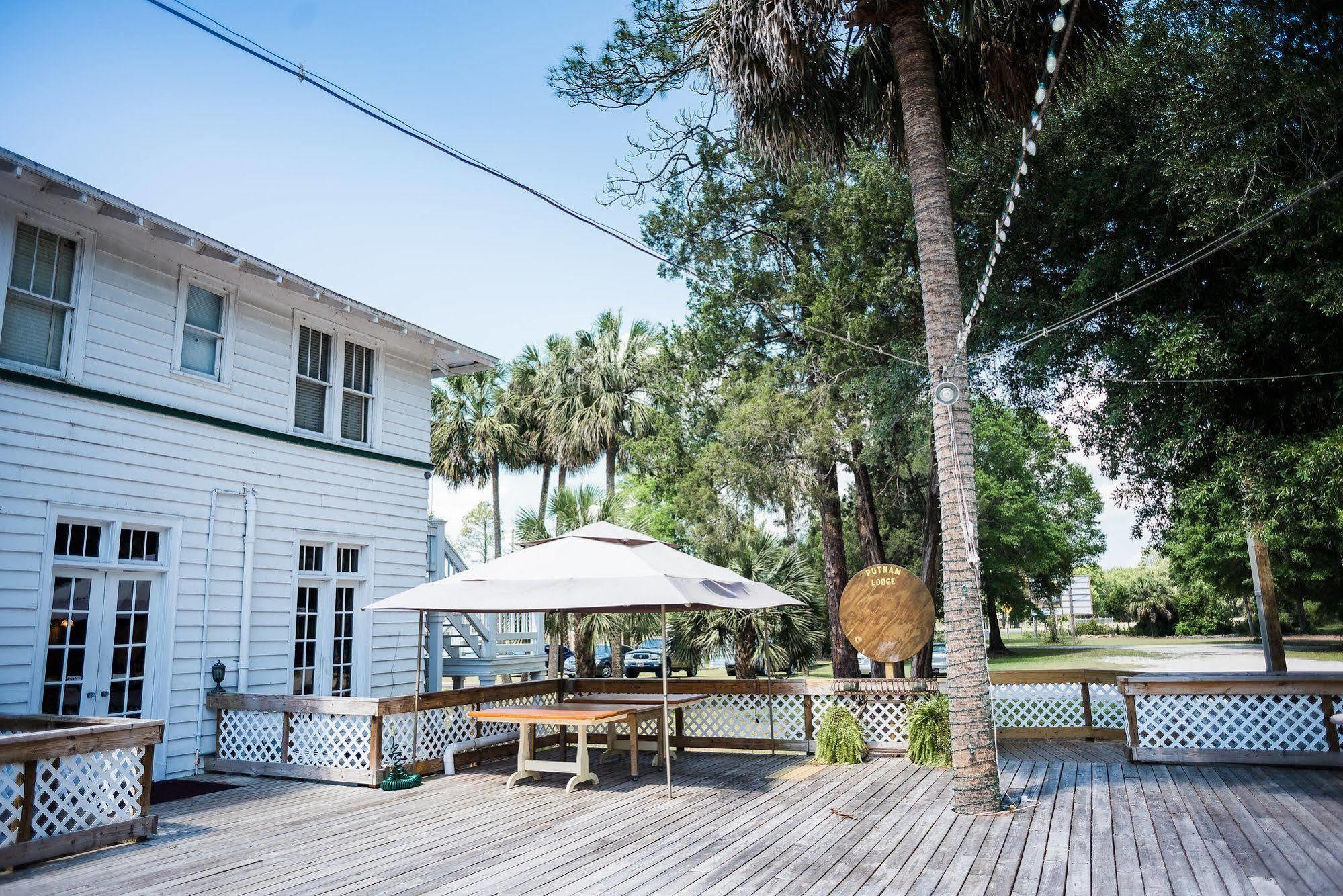Putnam Lodge Hotel And Spa Cross City Bagian luar foto