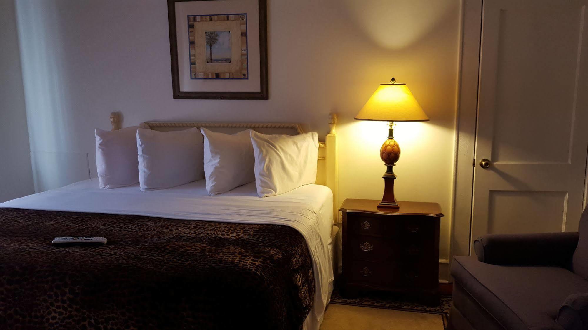 Putnam Lodge Hotel And Spa Cross City Bagian luar foto